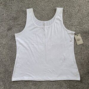 G.H. Bass Ladies White Tank Top XXL - New with tags